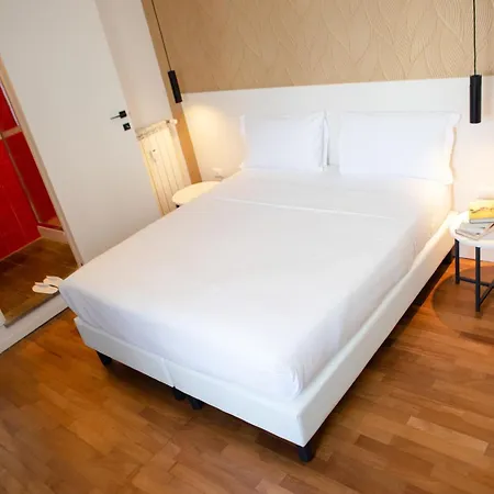 Magikrooms Topaz Rome