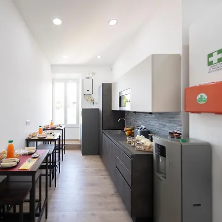 Trastevere New Luxury Bed & Breakfast Rome