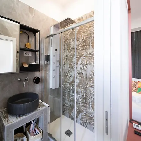 Trastevere New Luxury Bed & Breakfast Rome