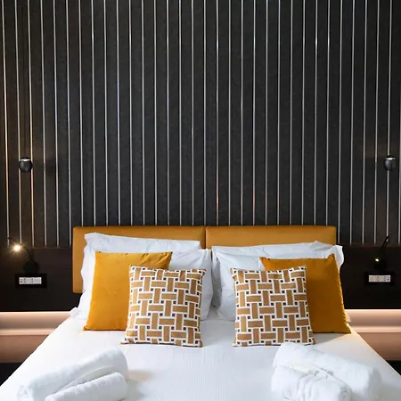 Trastevere New Luxury Bed & Breakfast