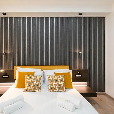 Trastevere New Luxury Bed & Breakfast Rome