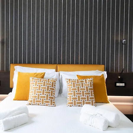 Trastevere New Luxury Bed & Breakfast Rome