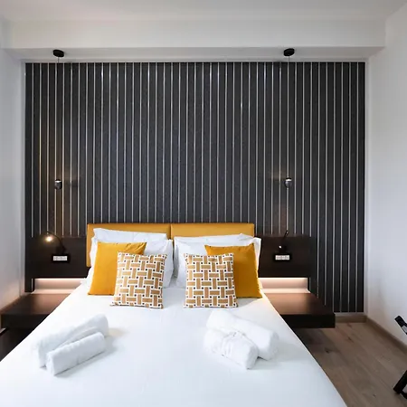 Trastevere New Luxury Bed & Breakfast