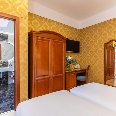 Raffaello - Sure Collection By Best Western Hotel 3*