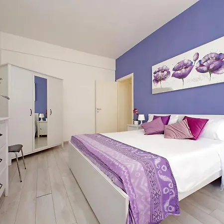 Victoria Apartment