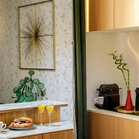 Rooftop Boho Loft Spanish Steps Apartment Rome