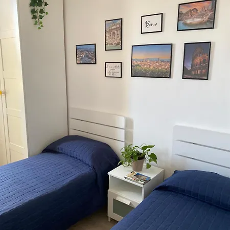 Apartment Domus Art Merulana Rome