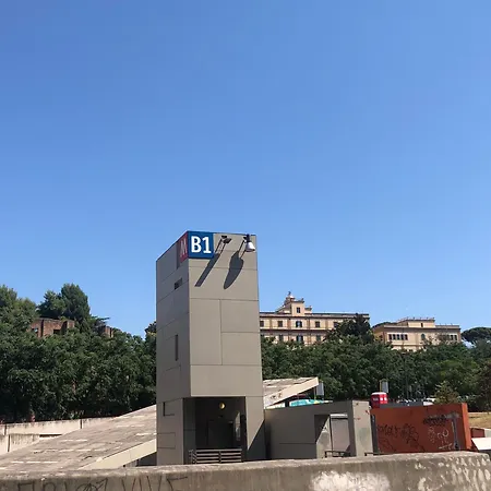 Viale Eritrea 43 Appartamento