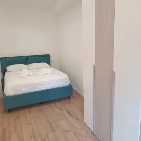 Apartment Pm 34 Viale Imperatore Guest House - 50 Mt From Metro San Paolo Rome