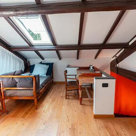 Dehon Apartment Rome