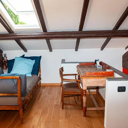 Apartment Dehon