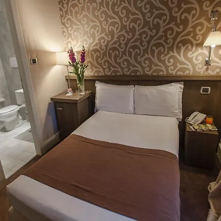 Torlonia Hotel
