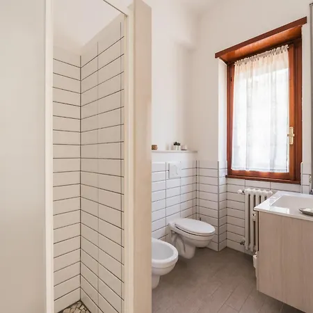 Apartment The Rent - Spacious Flat A Stone's Throw From The Vatican *