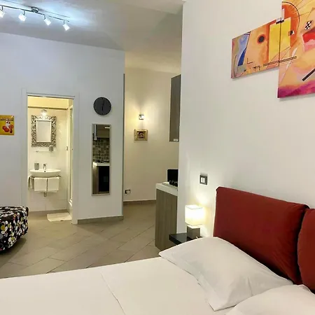 Maison Latina Rome