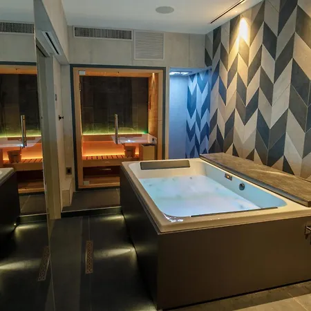 Trilussa Palace Congress & Hotel 4*