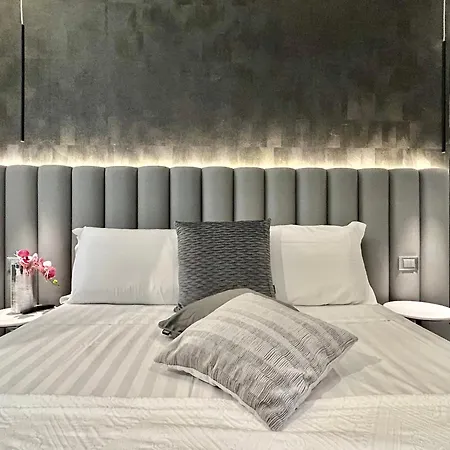 Private Luxury 2*