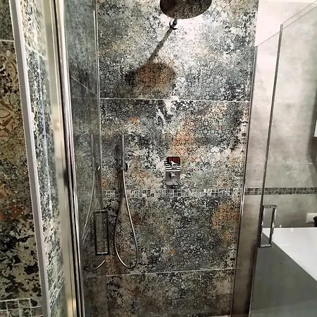 Romyhome ! Monte Mario Train Station - Gemelli Apartment Rome