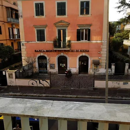 Apartment Romyhome ! Monte Mario Train Station - Gemelli