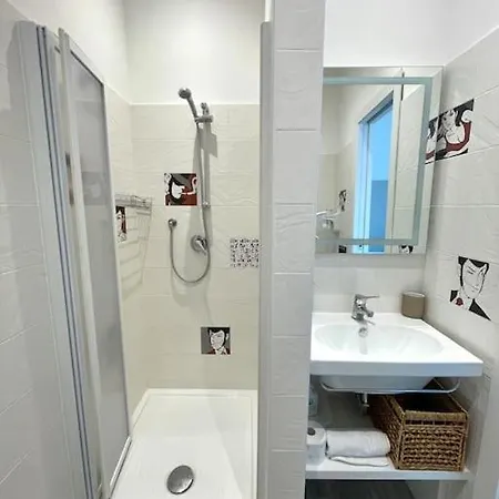 Ottavia Station Apartment Rome
