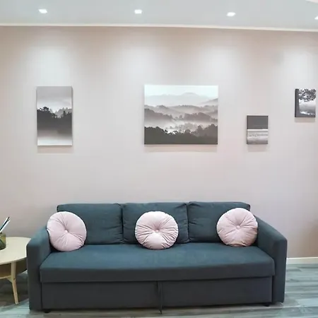 Ottavia Station Apartment *
