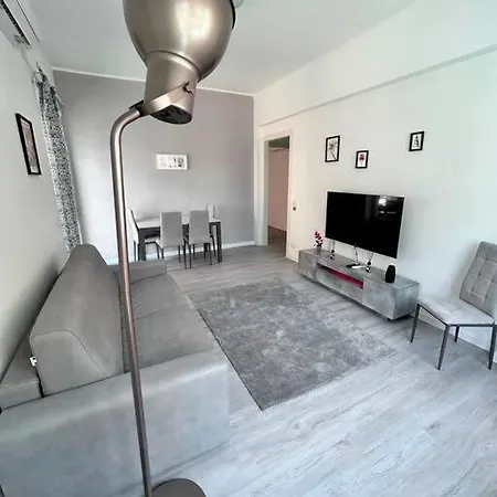 Maison Monferrato * Roma