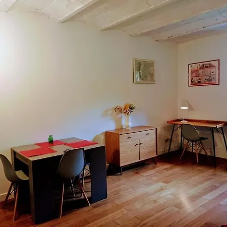 Alle Porte Del Centro Storico Di Apartment