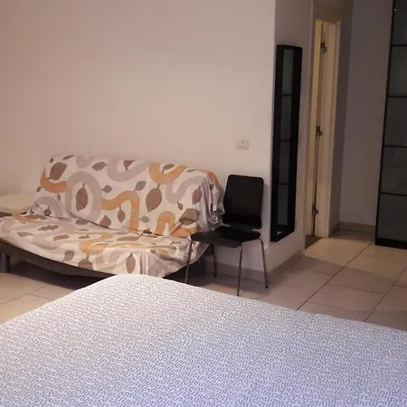 Guest house Holidays S.lorenzo New Rome