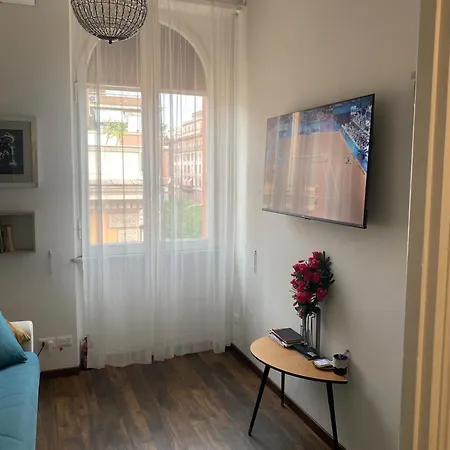 Apartment San Giovanni 80 Mq Rome