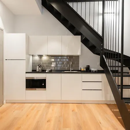 Major House - Luxury In By Hostand