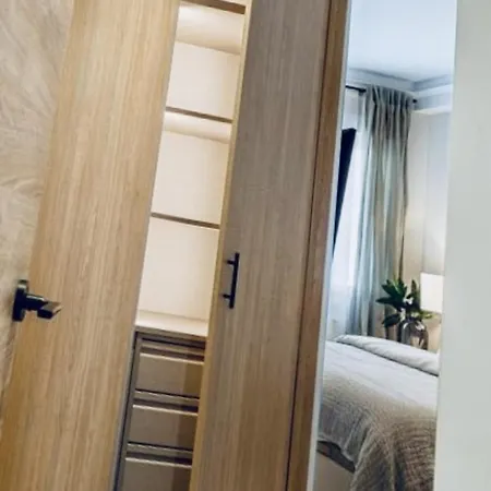 Majestic Navigli Apartment *