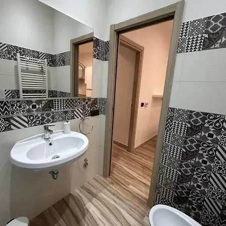 Apartment 6 Posti Letto *
