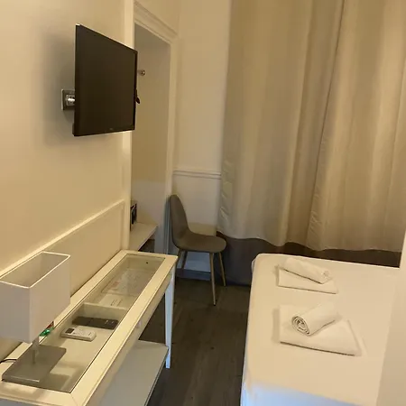 Guest house Arts &