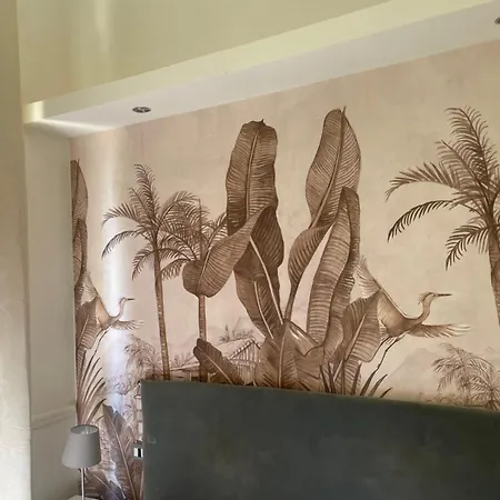 Arts & Guest house