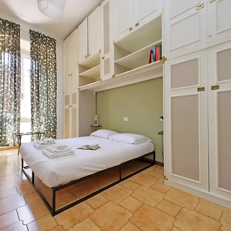 Luxury Vatican White House *