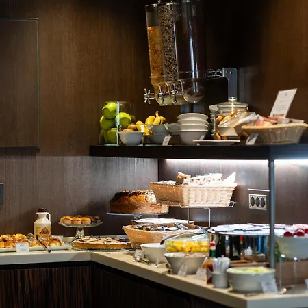 Hotel Divina Luxury Rome