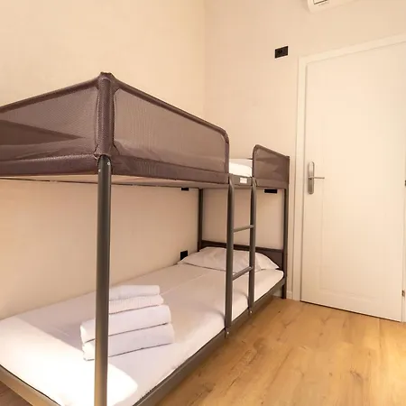 Cunabu Urbano V Guest house