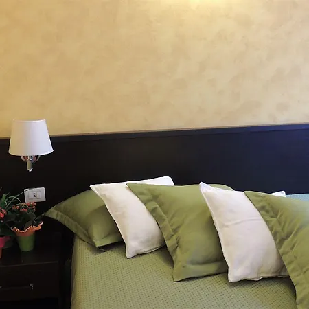 Bed & Breakfast Morelli 2*
