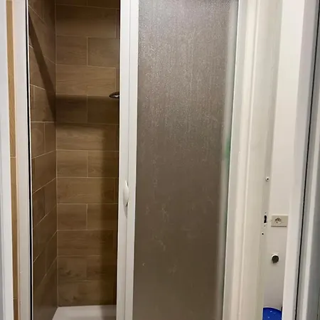 Apartment Rea Silvia Intero Indipendente Rome