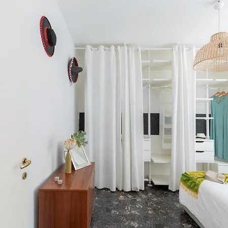 Iflat Colosseum Modern & Peaceful Design Apartment