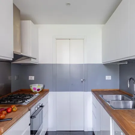 Apartment Iflat Colosseum Modern & Peaceful Design *