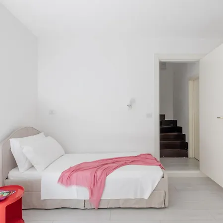 Apartment Iflat Colosseum Modern & Peaceful Design