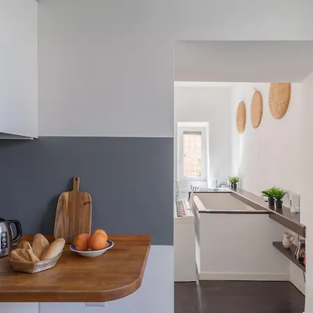Apartment Iflat Colosseum Modern & Peaceful Design