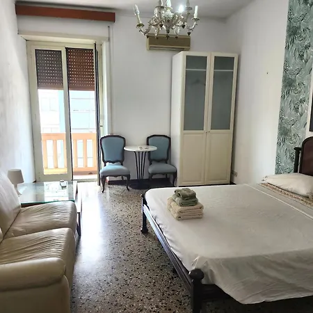 Pensionat La Famiglia Rom