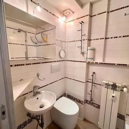 Double Family House - Comfort And Privacy *