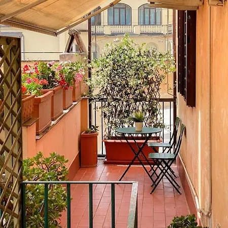 Trevi Charme Apartment