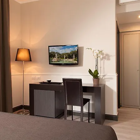Bed & Breakfast Nazionale 51 Group 3*