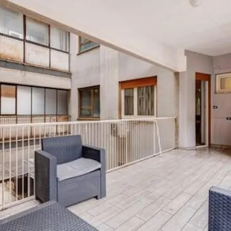 Domus Laterani By Jfm - Comfortable Big Terrace Colosseo Appartement *