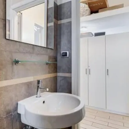 Domus Laterani By Jfm - Comfortable Big Terrace Colosseo * Roma