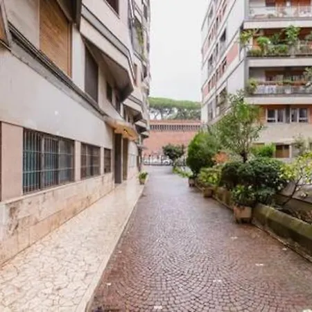 Domus Laterani By Jfm - Comfortable Big Terrace Colosseo Appartamento