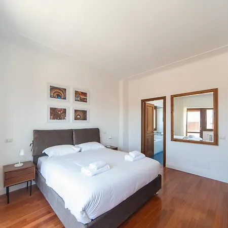 Cardinal Mistrangelo - Next To The Metro Station, Large And Comfortable Penthouse With Terrace * Rome